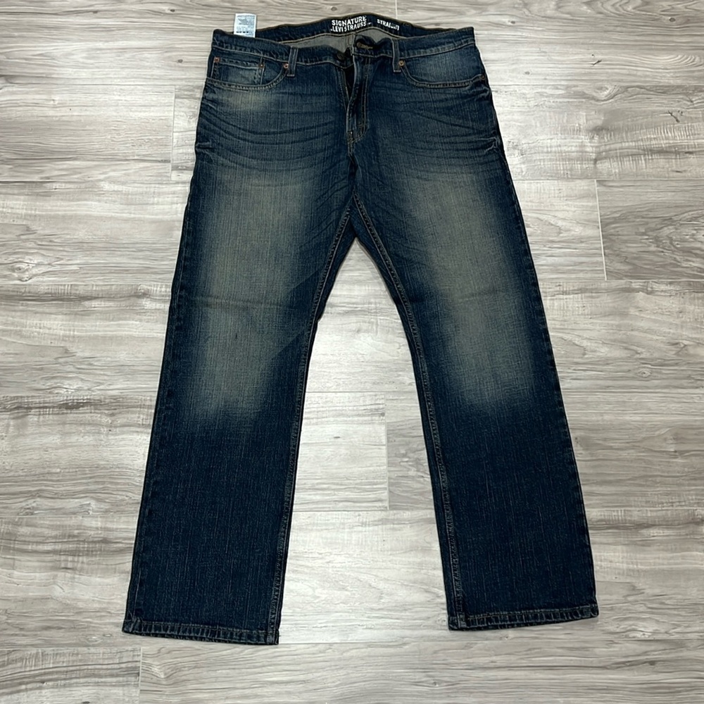 Levi 38/32